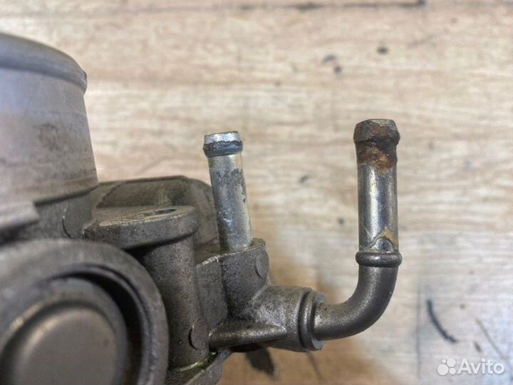 Заслонка дроссельная Nissan X-Trail T31 2.0