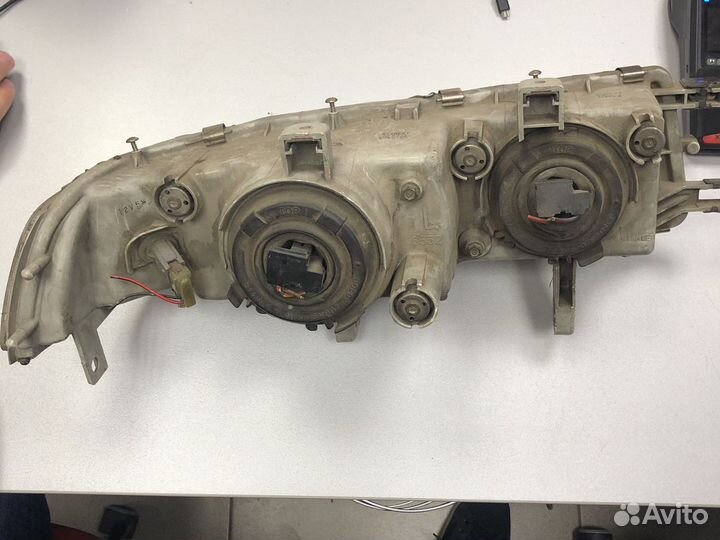 Фара левая Honda Ascot