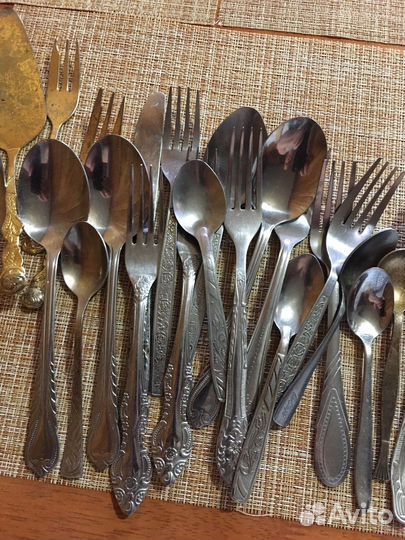 Столовые приборы