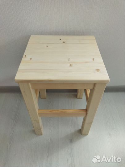 Табуретка деревянные