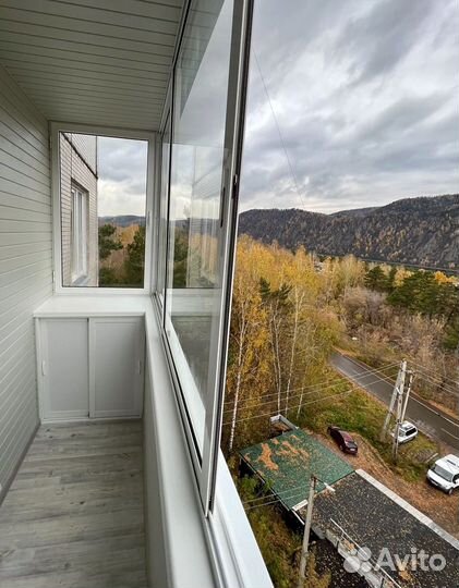 Алюминиевое остекление балкона