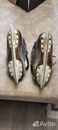 Хоккейные коньки bauer