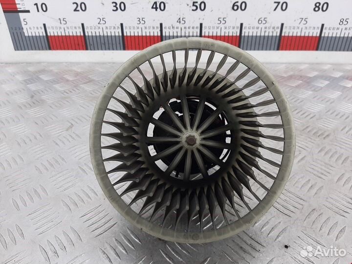 Моторчик печки для Volkswagen Polo 4