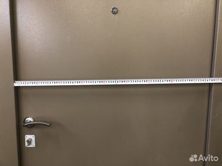 Дверь входная металлическая