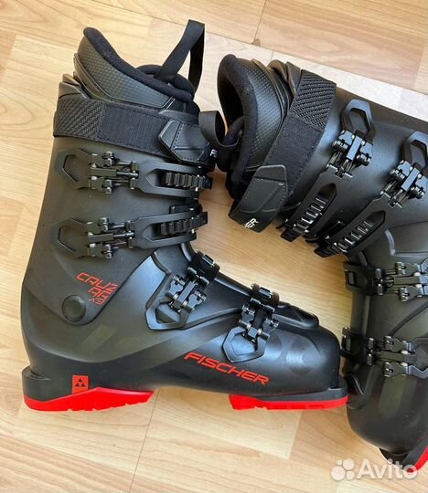Горнолыжные ботинки Fischer р.42-43