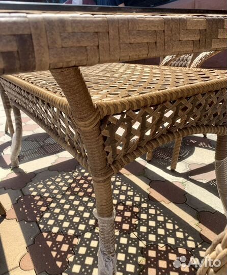 Плетеная мебель из ротанга на 8 персон