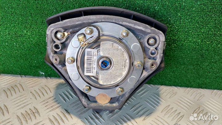 Подушка безопасности водителя Audi A4 B6 2002