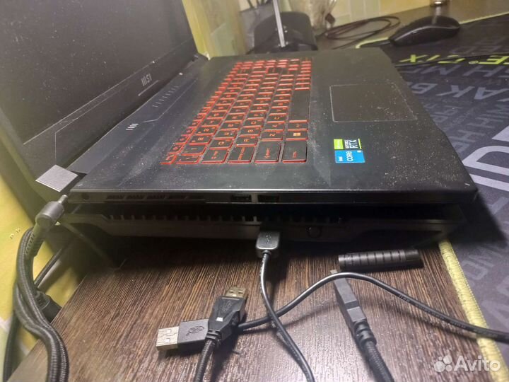 Игровой ноутбук MSI Katana