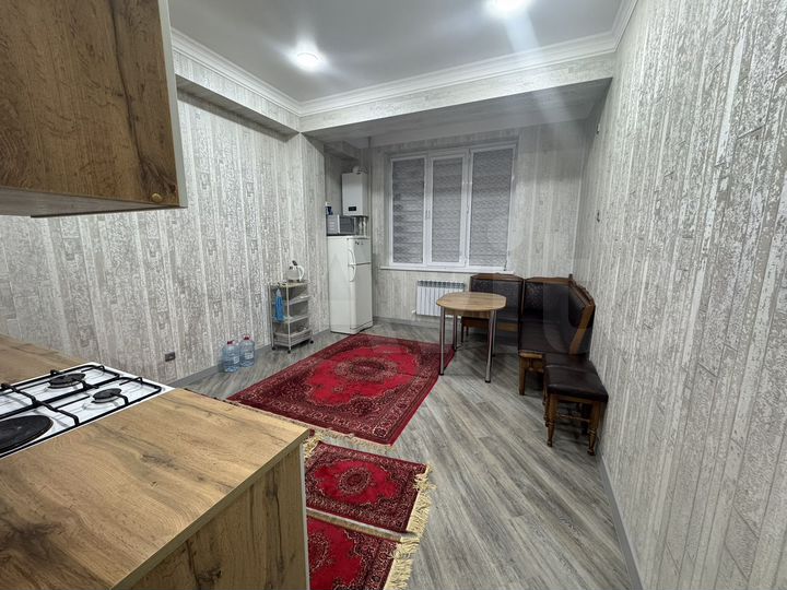 2-к. квартира, 78 м², 10/12 эт.