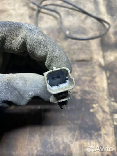 Датчик abs задний Peugeot 407