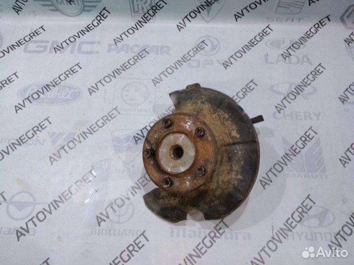 Кулак поворотный передний левый Сhevrolet Niva