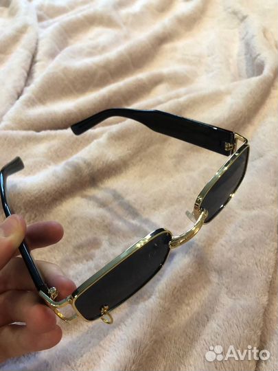 Солнцезащитные очки