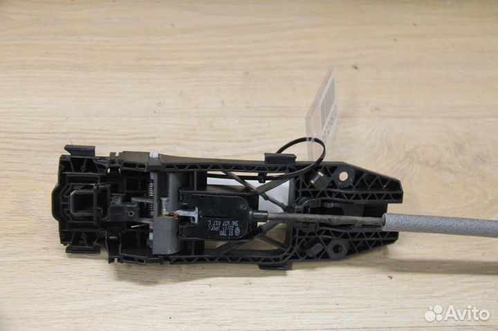 Ручка двери нaружная задняя правая Volkswagen Polo 2009-2015