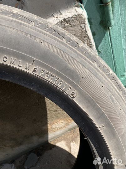 Toyo DRB 215/55 R17 94V
