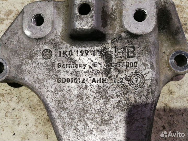 Кронштейн кпп Volkswagen Golf 6 1K0199117BB