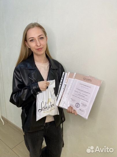 Обучение наращиванию ресниц с трудоустройством