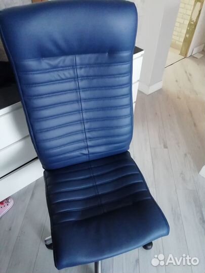 Перетяжка офисных кресел