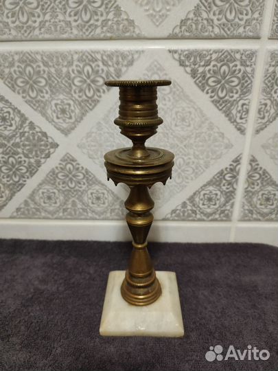 Подсвечник старинный.Бронза