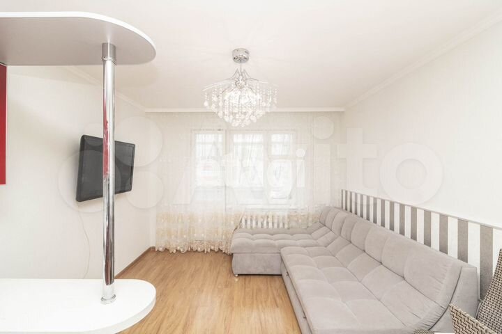 2-к. квартира, 72,3 м², 4/10 эт.