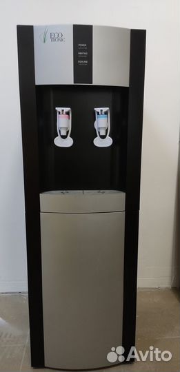 Кулер для воды