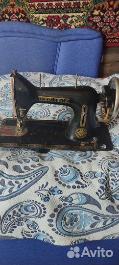 Швейная машинка textima