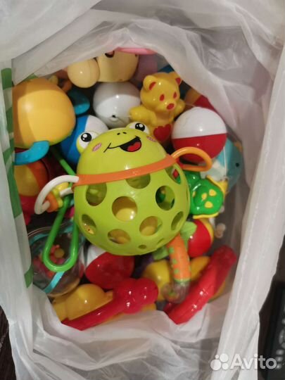 Игрушки погремушки пакетом