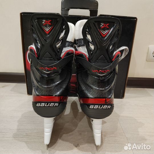 Хоккейные коньки bauer vapor 2x