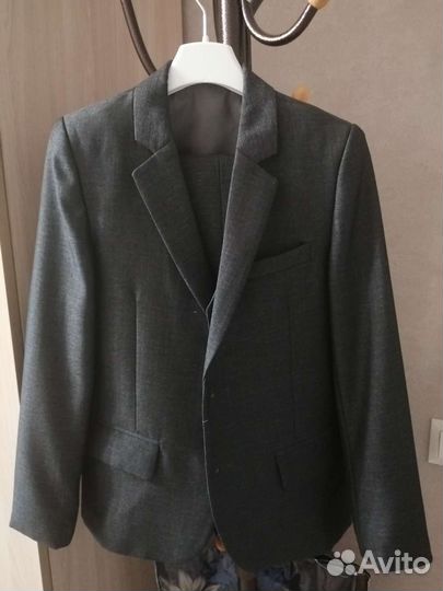 Школьный костюм для мальчика 128 - 134тройка