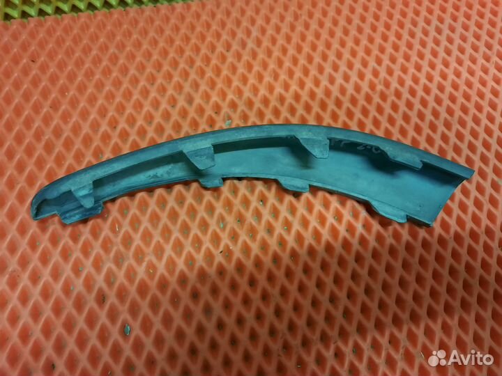 Молдинг заднего бампера левый Ford Focus 2