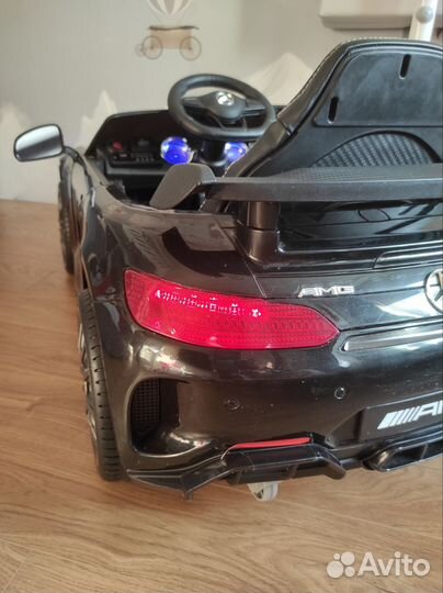 Детский электромобиль