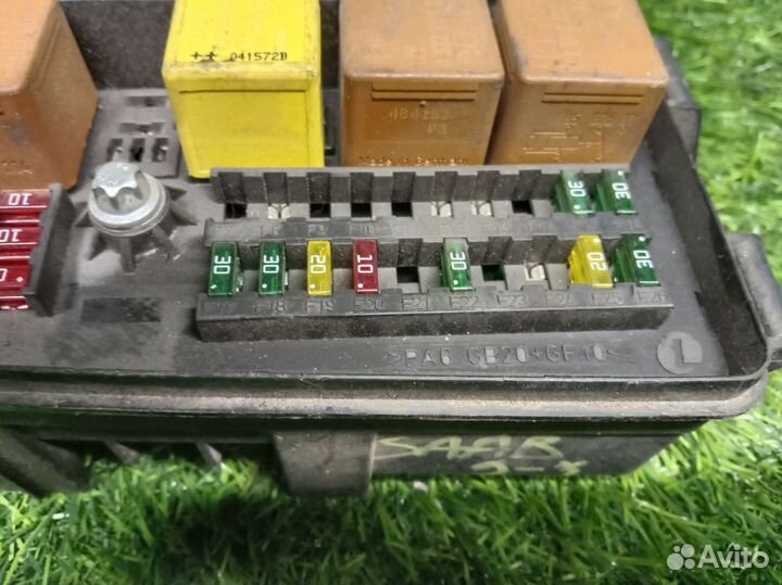 В наличии: Блок предохранителей Saab 9-3