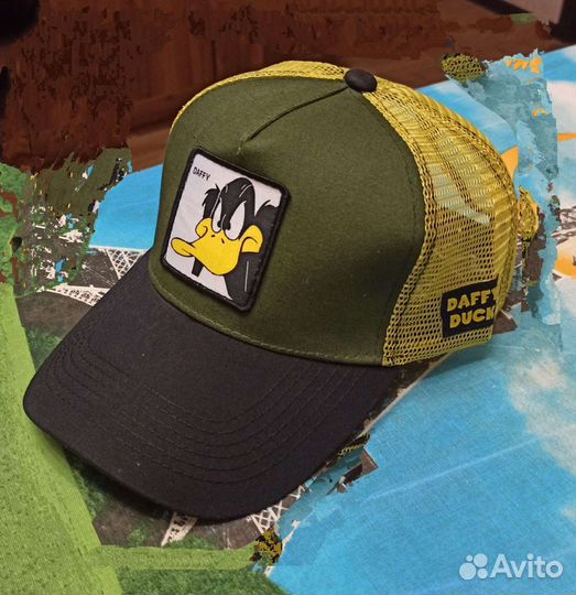 Бейсболка новая