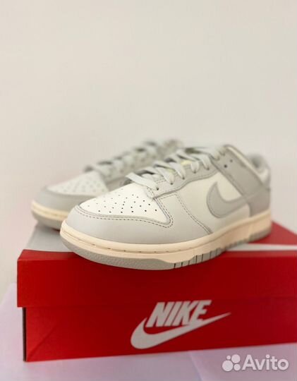 Кроссовки женские Nike Dunk Low 