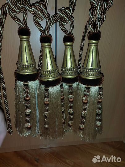 Кисти для кардин или штор