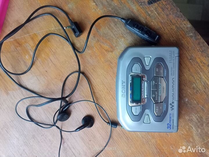 Кассетный плеер sony walkman wm-fx491