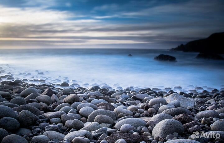 Морская галька из Сочи, ракушки, морская вода