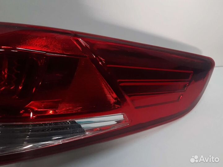 Фонарь правый Kia rio 2015-2017