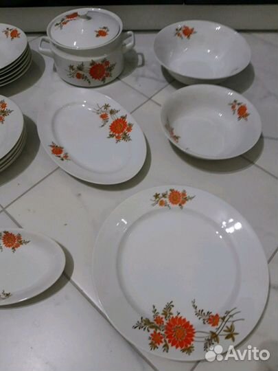 Новый столовый сервиз Чехословакия (Thun)