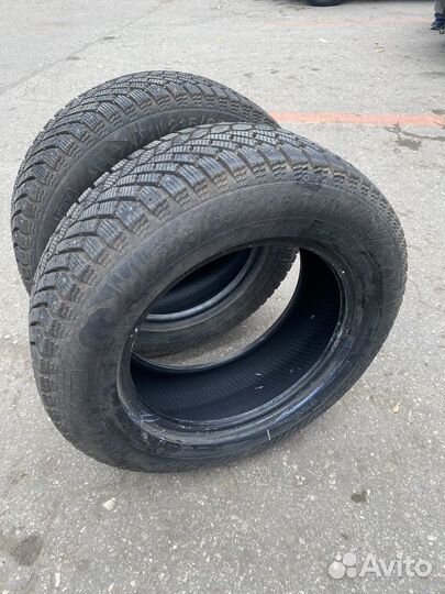 Gislaved Nord Frost 200 SUV 215/65 R16 102T