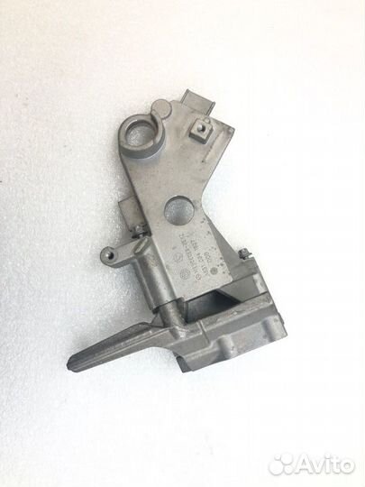 Кронштейн двигателя Mercedes-Benz Glc Coupe C253