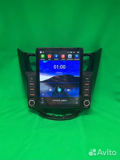 Штатная магнитола на hyundai solaris android