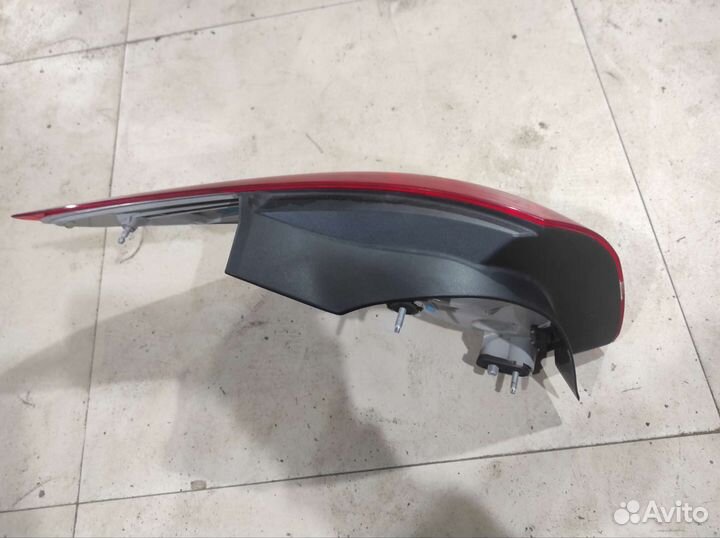 Задний правый фонарь Ford Focus 3 рестайлинг