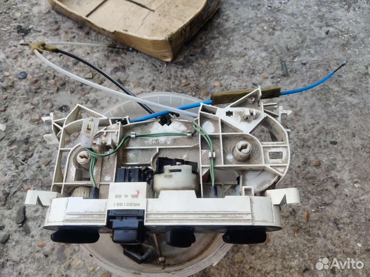 Блок управления климат контроль ммс мираж кольт