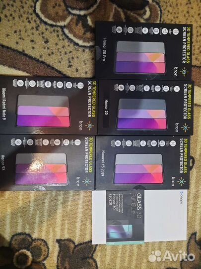 Чехлы на телефон