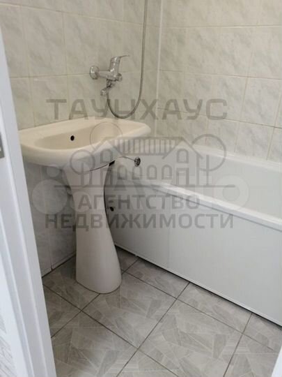 2-к. квартира, 60 м², 2/9 эт.