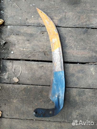 Коса для травы ручная