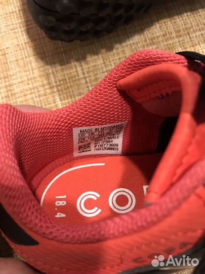 Футзалки Адидас новые