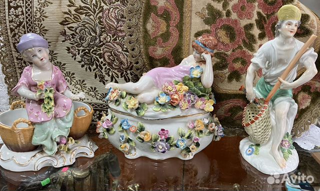 Фарфор статуэтки «Мейсон»