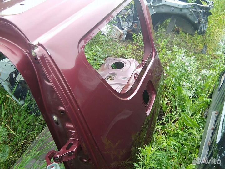 Продам заднее правое крыло Ларгус