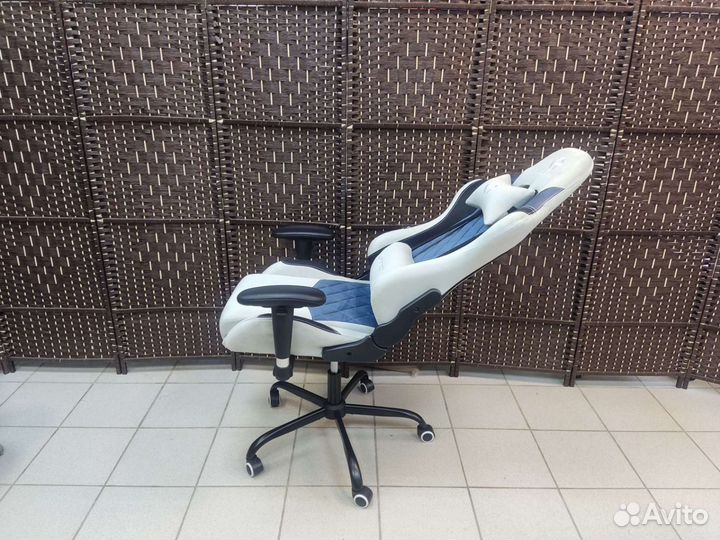 Компьютерное кресло